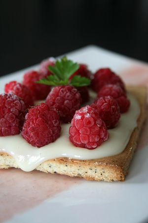 Sabl____la_criandre_et_huile_d_olive_chocolat_blanc_et_framboise__2