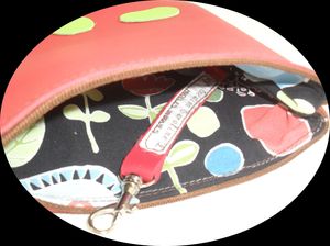 Pochette Cuir Rouge Pom'(4)