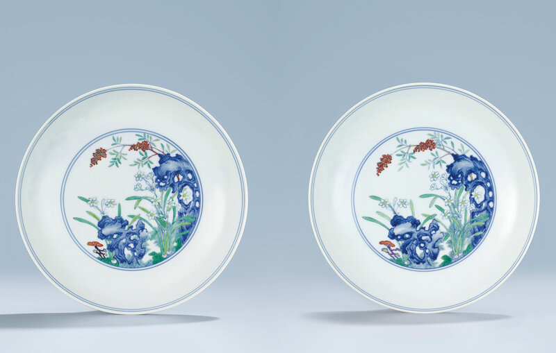 2014_HGK_03320_2911_000(a_fine_and_rare_pair_of_doucai_narcissus_dishes_yongzheng_six-characte)