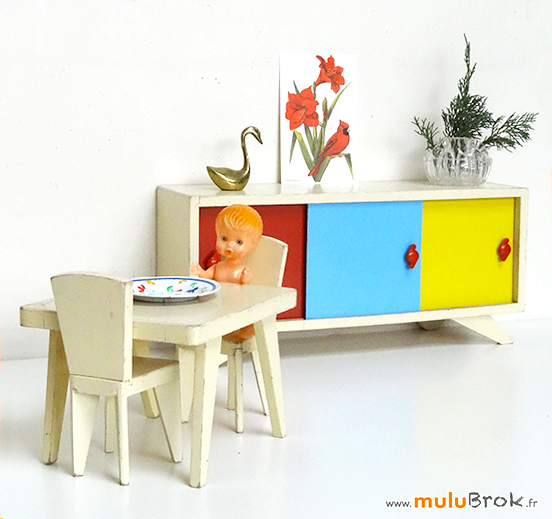 MEUBLE-POUPEE-ENFILADE-PIEDS-COMPAS-1-muluBrok-Vintage