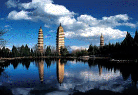 Les_trois_pagodes_du_temple_Chongsheng__des_symboles_de_Dal