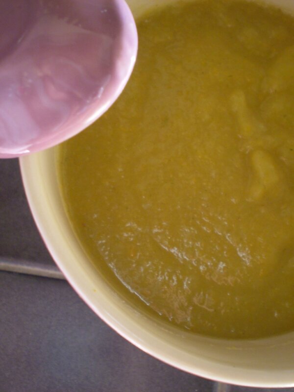 Soupe de légumes au curry