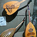 Le musée des <b>instruments</b> de <b>musique</b> populaires d'Athènes