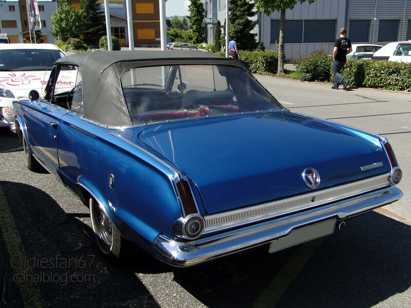 Plymouth Valiant Signet convertible-1965-02