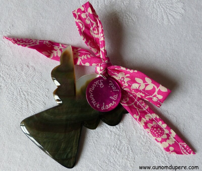 Ange en nacre - 34 €