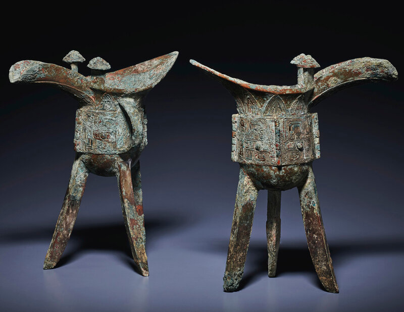 2020_NYR_18823_1503_000(a_pair_of_bronze_ritual_tripod_wine_vessels_jue_late_shang_dynasty_13t091843)