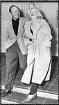 1953_Marilyn_JackBenny_010_010