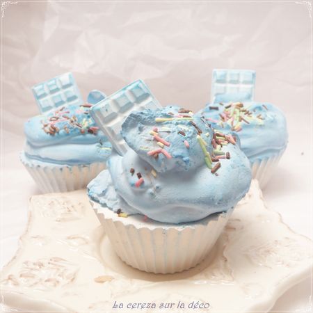 cupcake_parfum_d_ambiance_bois_de_c_dre_2