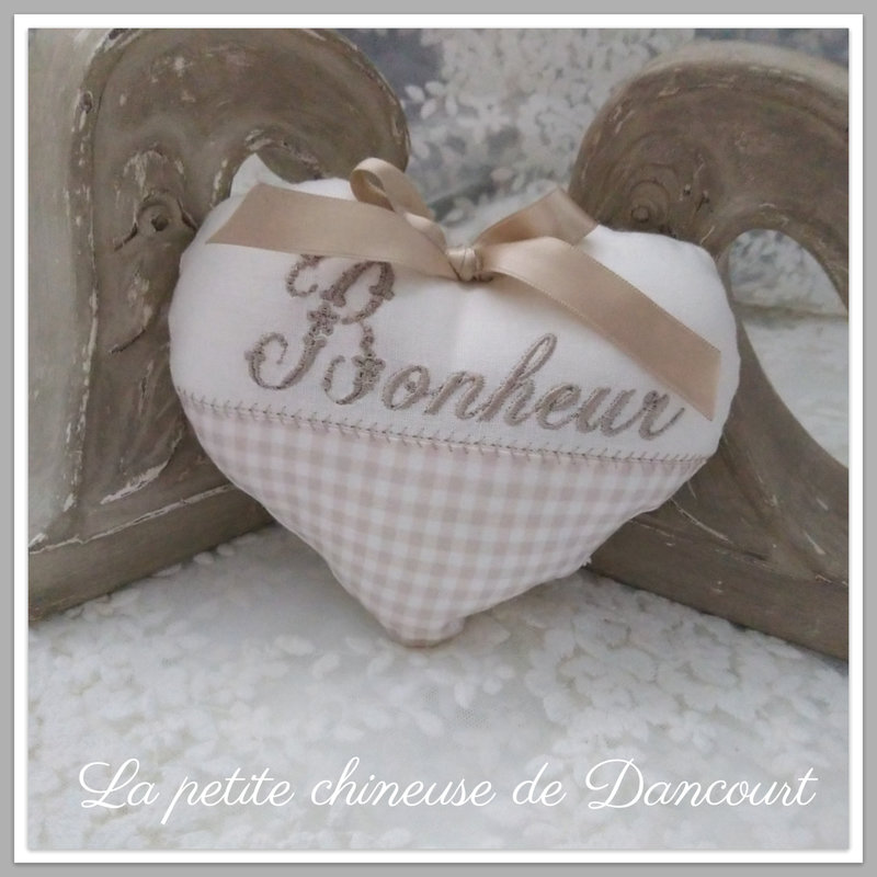 Coeur bonheur vichy beige la petite chineuse de Dancourt