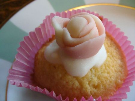 Atelier patedamande cupcake rose