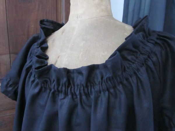 Robe Albane en lin noir rallongée de 20 cm taille 58 (5)