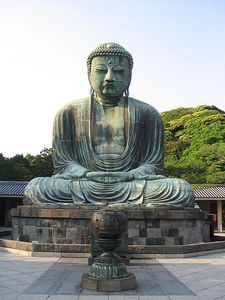 450px_Kamakura_Budda_Daibutsu_front_1885