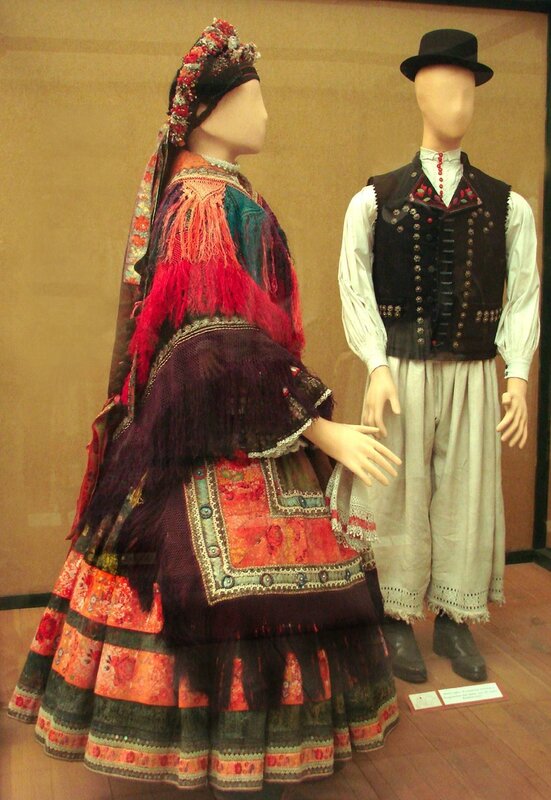 costume hongrois