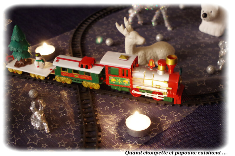 Ma table Train de Noël-7240