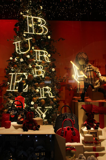 noel_2014_printemps_burberry_sapin