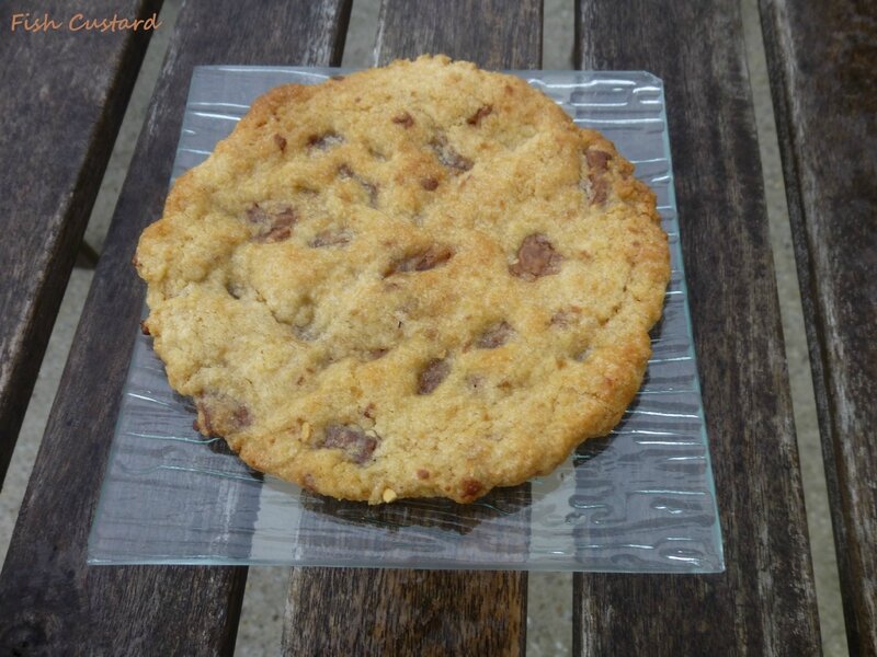 Maxi cookie aux pépites de chocolat 2 (2)