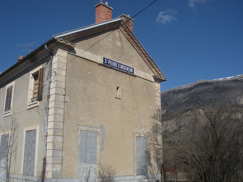 Saint-Pierre d'Argençon (Hautes-Alpes)