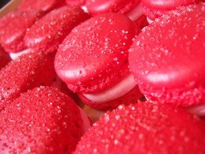 **Macarons Tagada Pour La Journée Du Macaron** recettes Macarons Hello Kitty à la fraise tagada et Joyeuses fêtes !