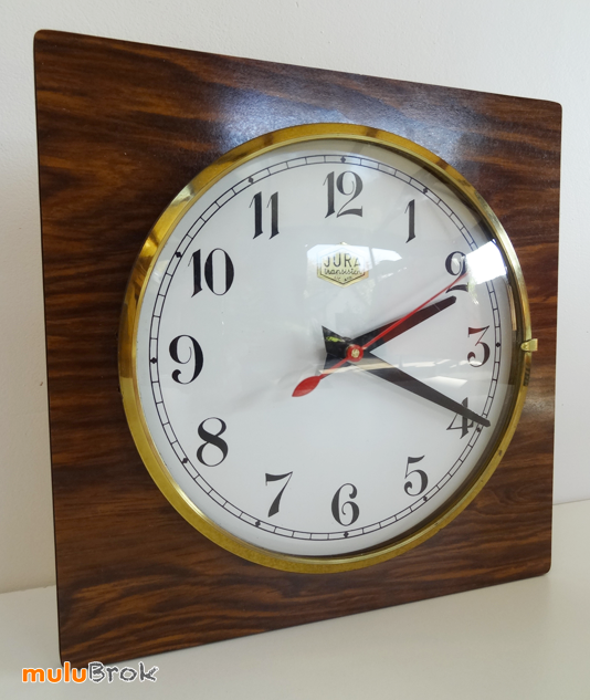 HOR6-Horloge-JURA-5-muluBrok