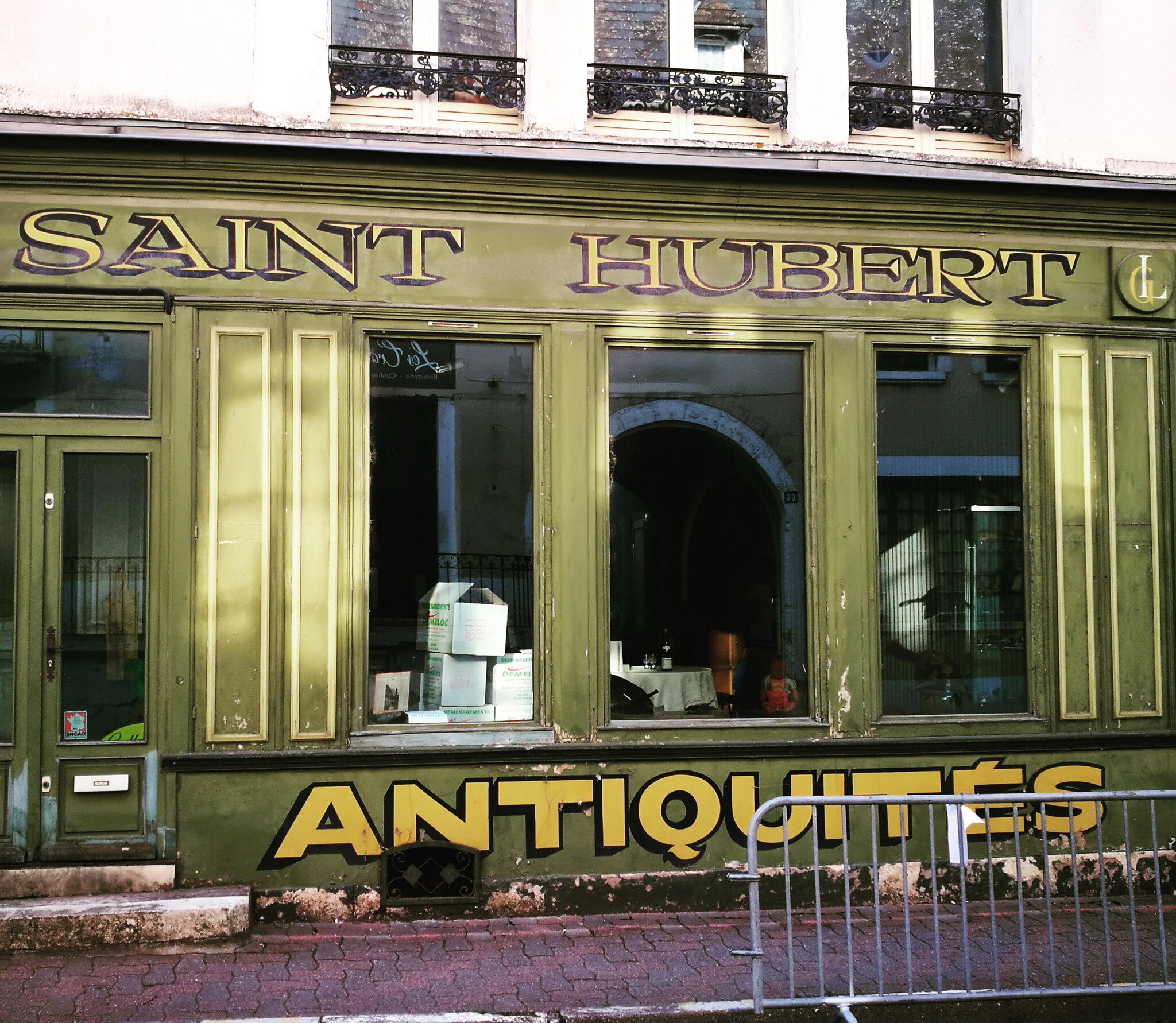 Pouilly-sur-Loire, antiquités, insta (58)