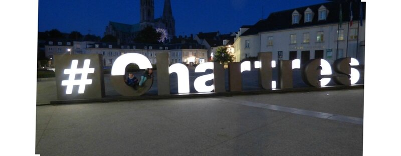 #-Chartres