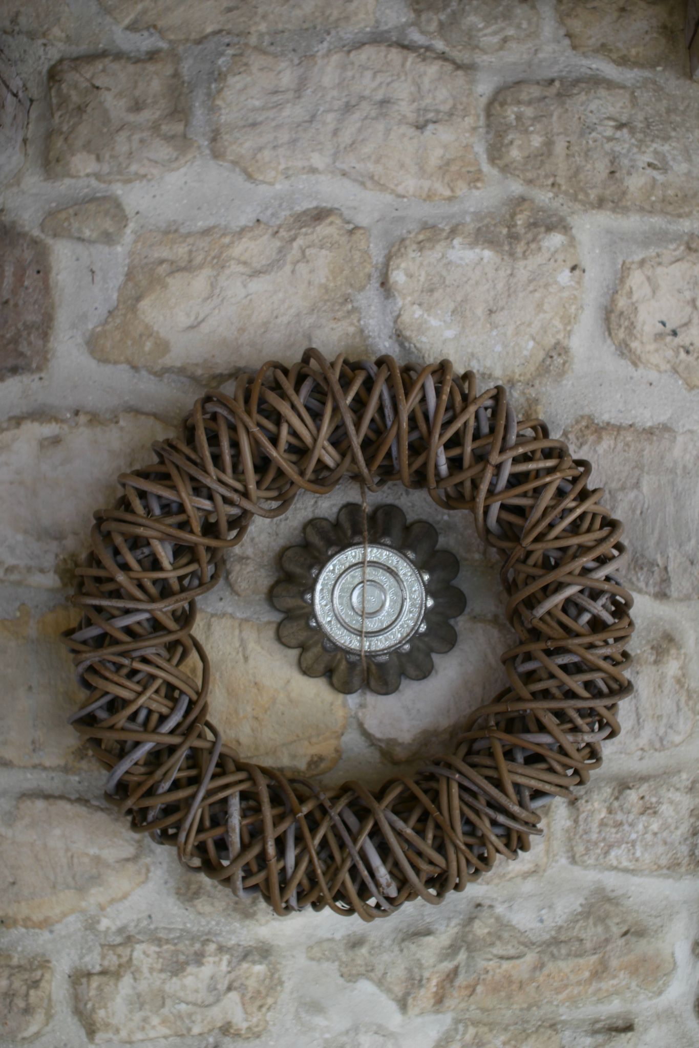 Couronne et vieux moule
