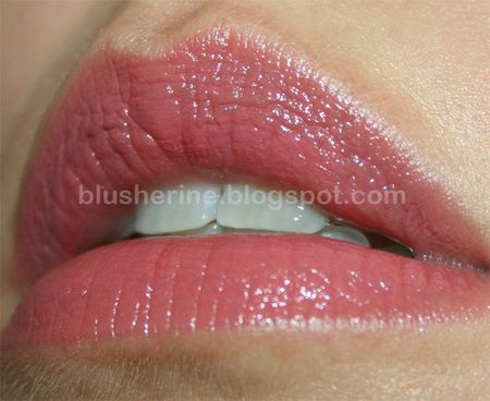 MAC Gem of Roses Lipstick Lip Swatch