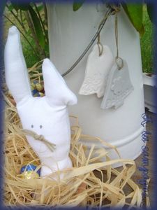 paques__lapin_et_cloches