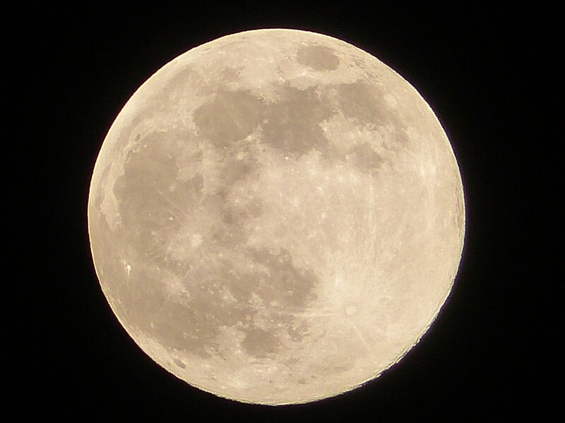 la lune du 7 avril (2)