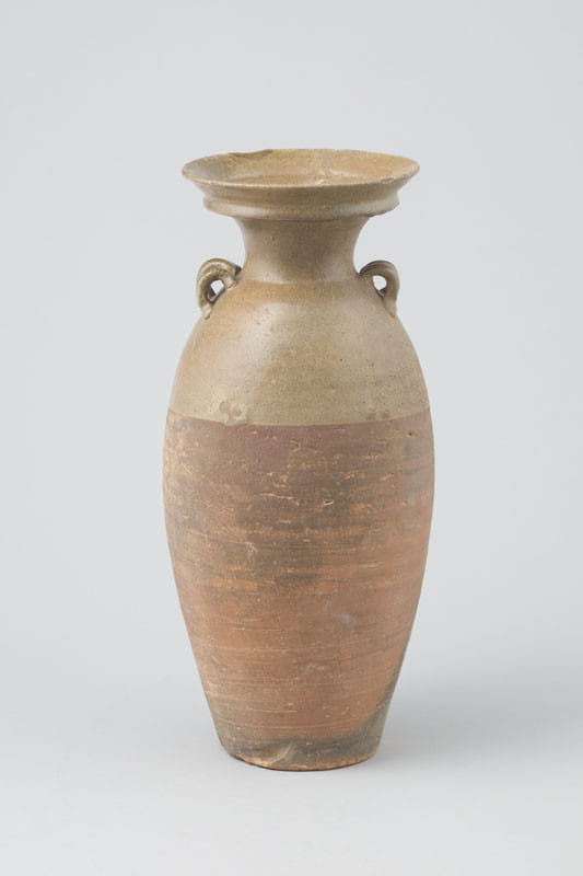 Vase with double handles, Sui dynasty (581–618), celadon glazed stoneware, height 34,4 cm