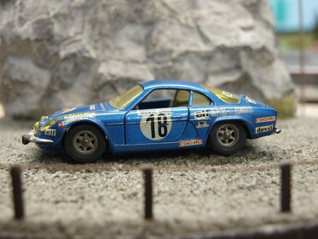 #181-Alpine 1600 (2)