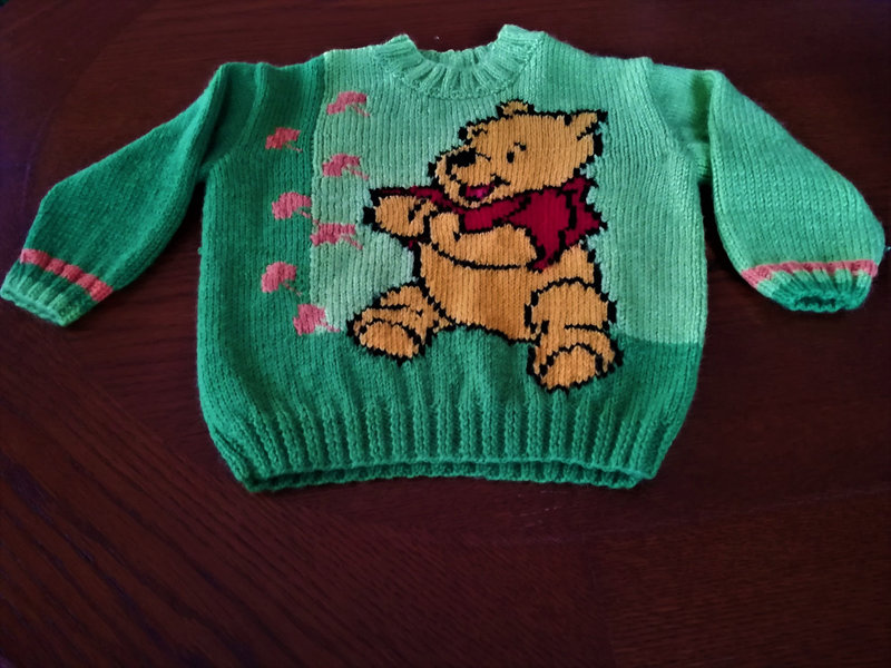 pull winnie l'ourson maxence1