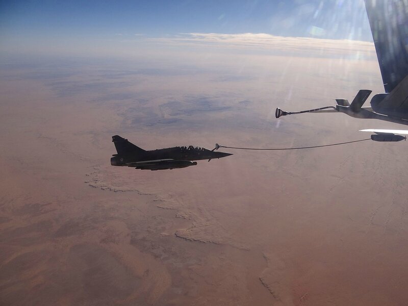 1280px-Air_refueling