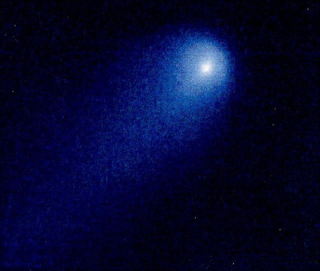 comète dans le ciel 136 K°
