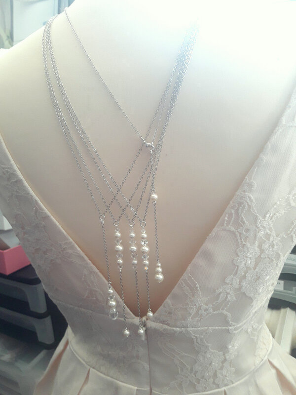 atelier-bijoux-mariage-colliers-de-dos
