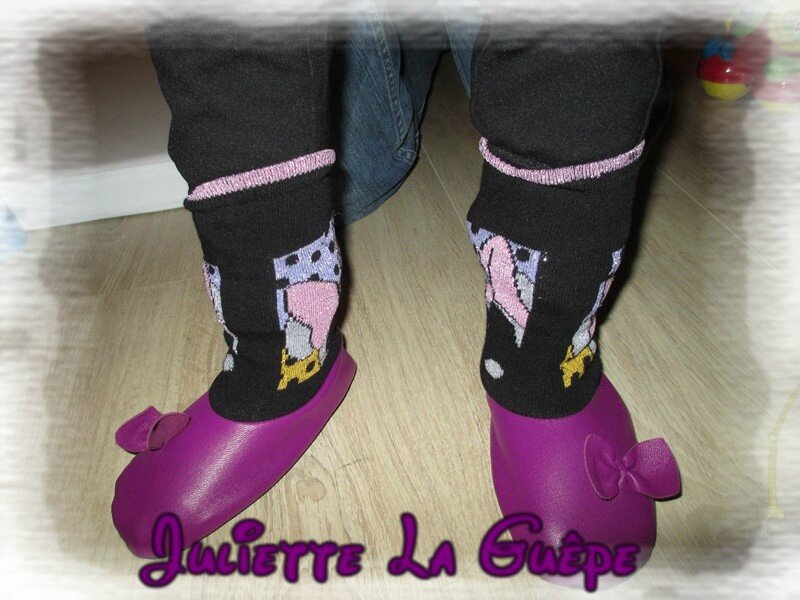 Chaussons chaussettes cuir violet 24 3