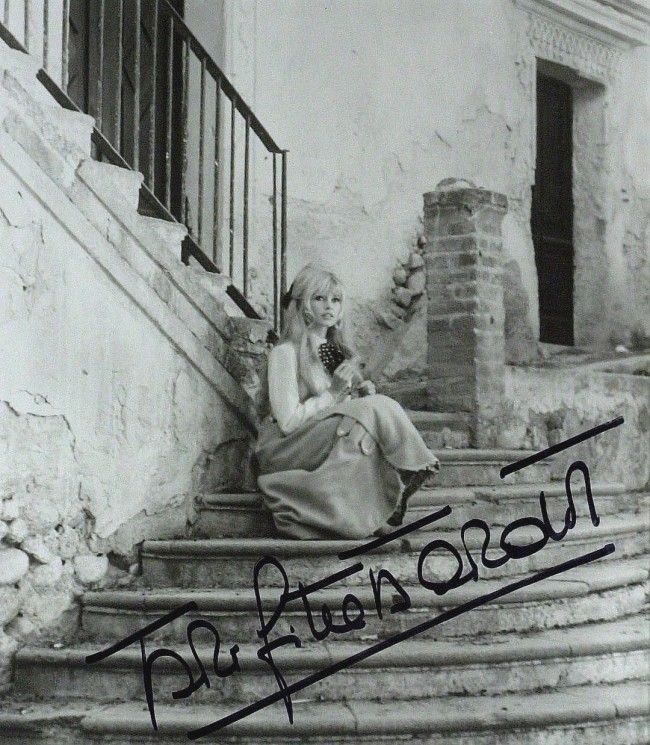 bb_autograph-film-viva_maria-01