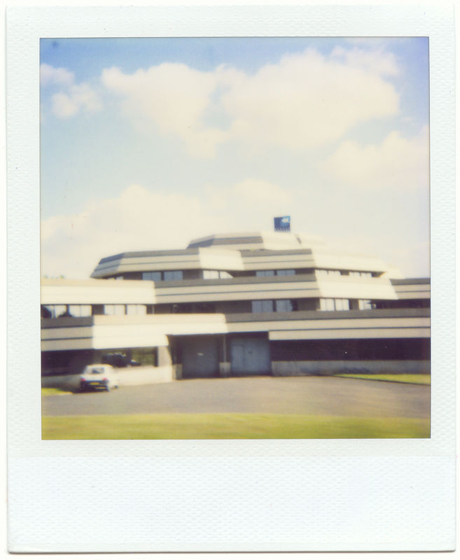 axa