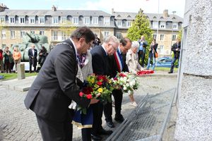 Klaus Friedrich Korbach Guénhael Huet Avranches Patton jumelage 2013 fleurs