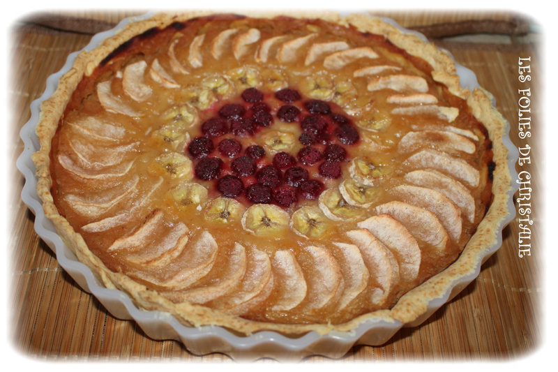 Tarte pommes bananes framboises 3