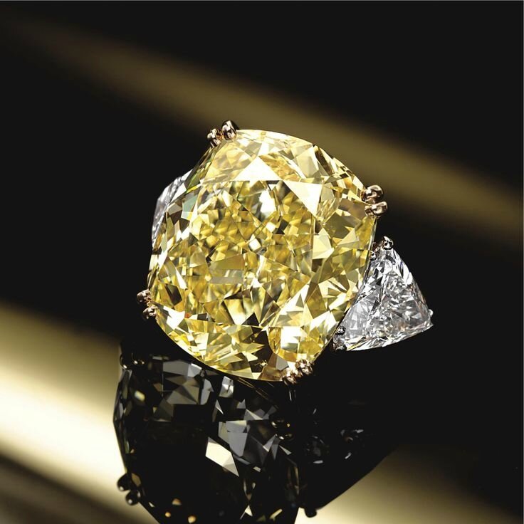 Fancy intense yellow diamond ring, Van Cleef & Arpels, Paris