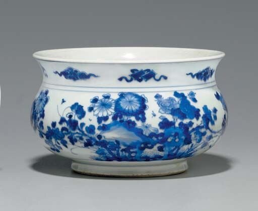 A_blue_and_white_censer__Kangxi_period__1662_1722_