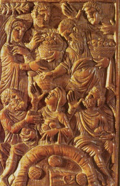 Multiplication des pains, ivoire VIe s - musée Ravenne
