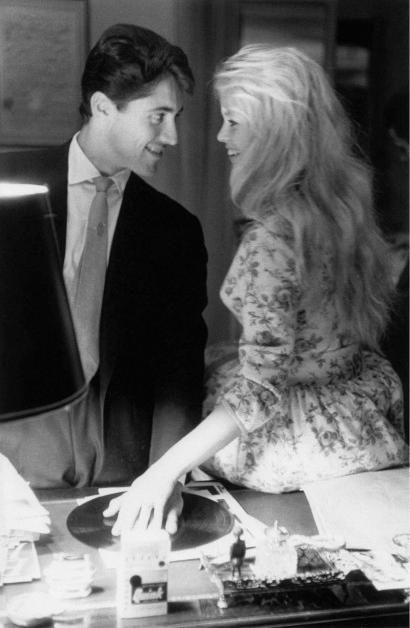1958-10-08-olympia-premiere_brigitte-avec_distel-020-1
