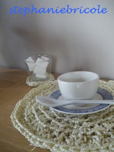set de table crocheté