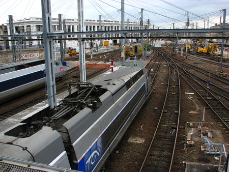 Travaux_nouveaux_pont_Garonne_trains_047