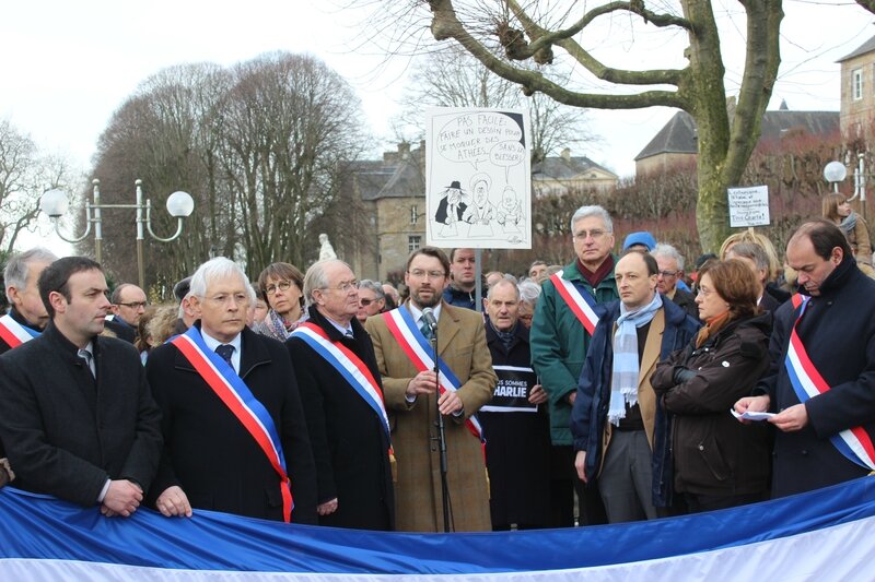manifestation #JeSuisCharlie Charlie Hebdo Avranches 11 janvier 2015 David Nicolas Guénhael Huet Jean Bizet