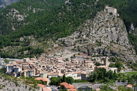 Entrevaux_Alpes_de_Haute_Provence_France