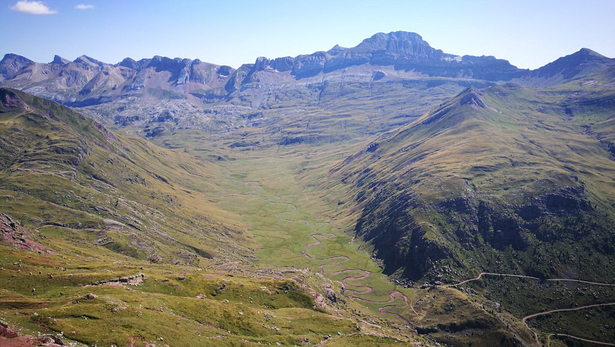 Lac d'Arlet, pic d'Aillary, Aguas Tuertas et Visaurin
