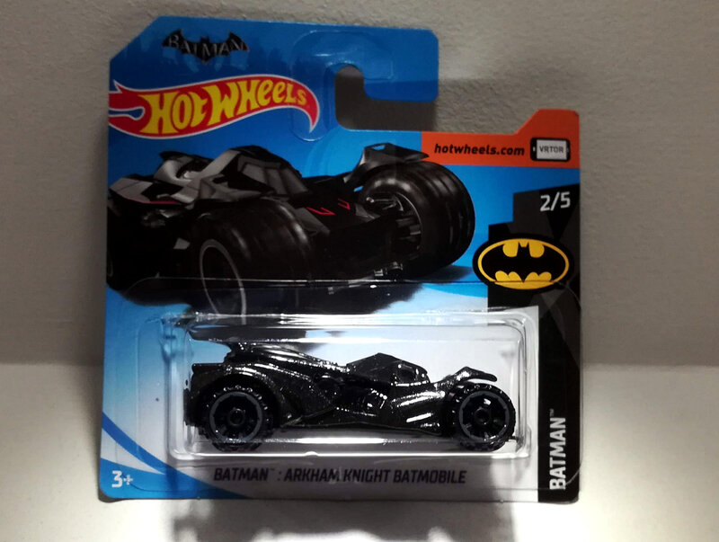 Batman Arkham Knight Batmobile (Hotwheels)